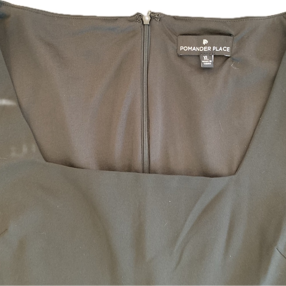 Pomander Place Black Fitted 3/4 Sleeve Blouse - Picture 6 of 7